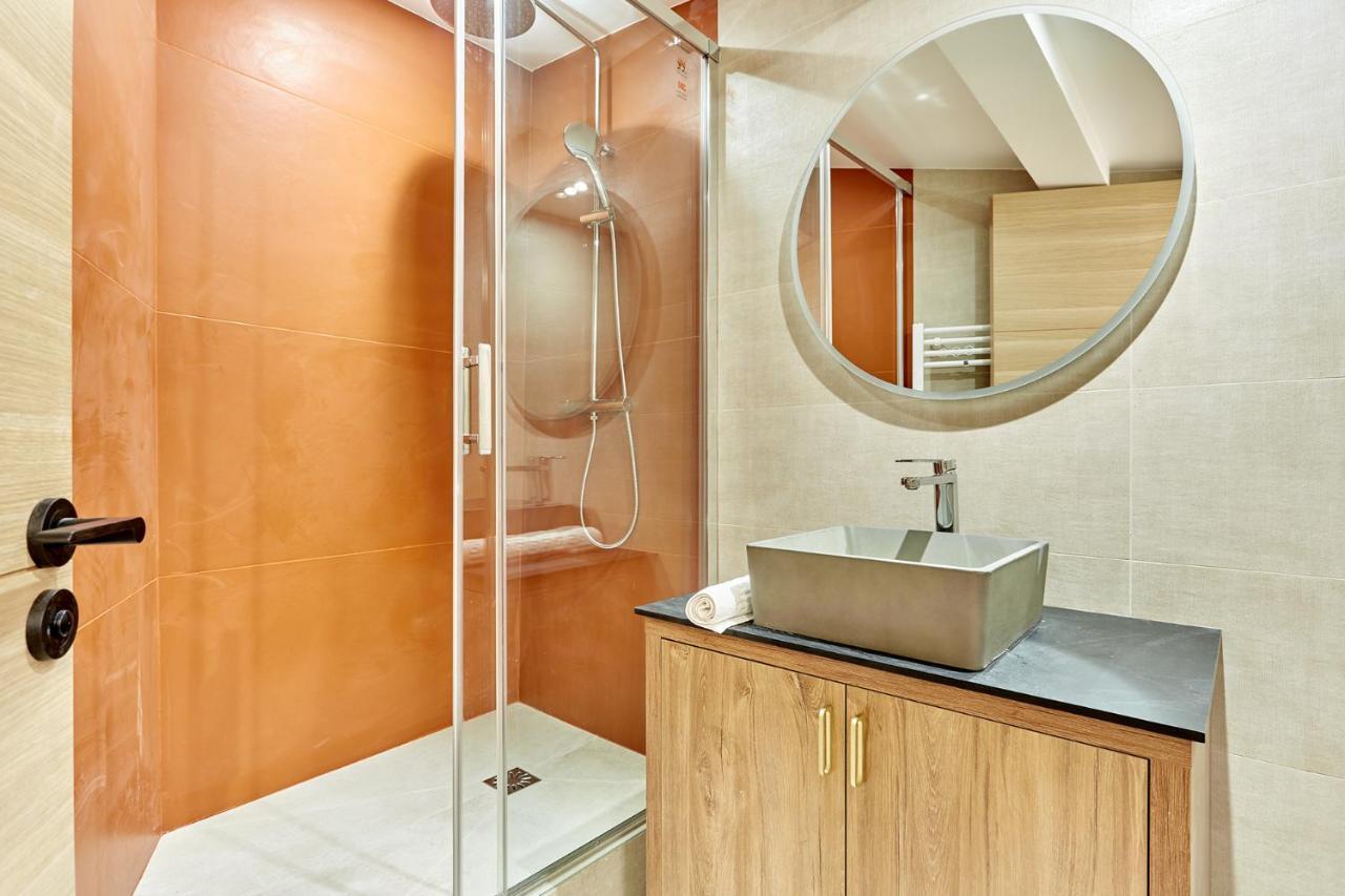 Apartment Batignolle Montmartre By Studio Prestige Paris Exterior foto